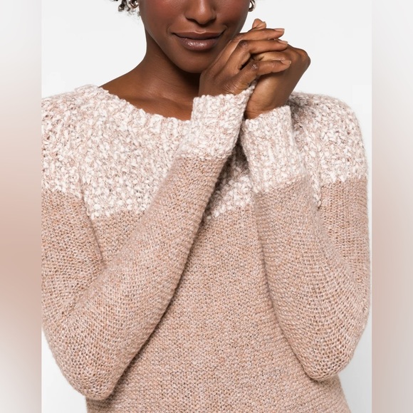 Anthropologie Blush Knit Sweater size Medium - Picture 2 of 14